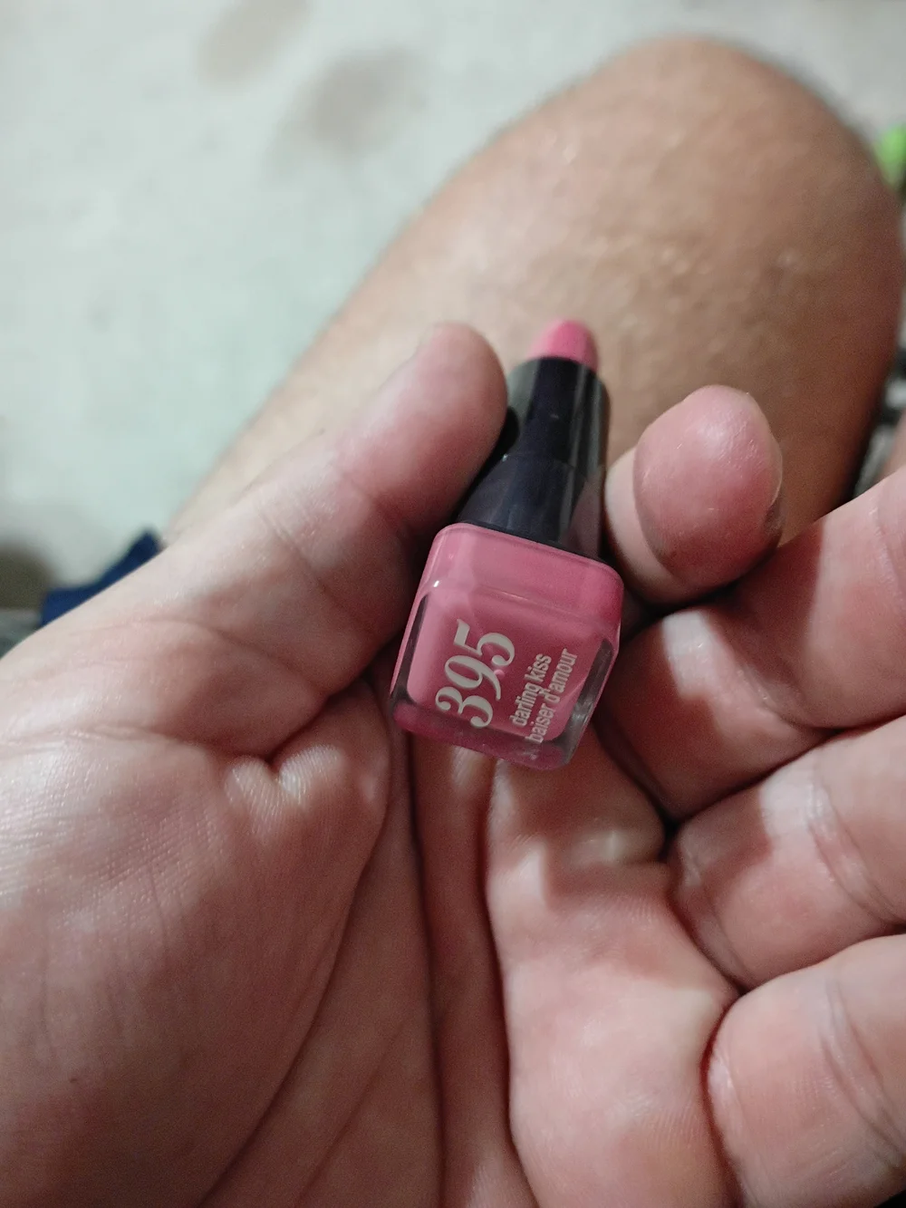 Moisture Renew Lipstick Shade 125 